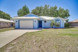 Exterior - Pet-Friendly Sebastian Home: w/ Porch + Lake View! (Sebastian)