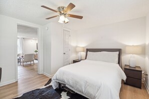 2 camere, una scrivania, ferro/asse da stiro, Wi-Fi gratuito