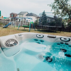 Family House | Front of property - Family House with Httb Playgr BBQ Firept (Calgary)