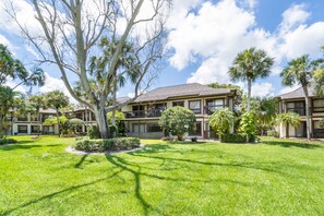 Exterior - Studio in Palm Beach Polo Club - Equestrian Retreat with Pool/Hot tub (Wellington)