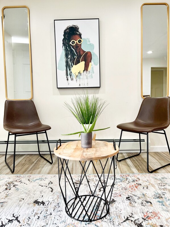 Interior - Fox Point Modern Apartment (Providence)