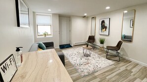 Interior - Fox Point Modern Apartment (Providence)
