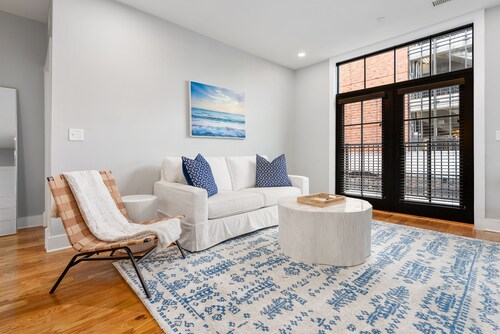 High End 2/2 above Target in Downtown Auburn - 203