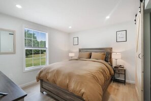 4 Schlafzimmer, Reisekinderbett, kostenloses WLAN, Bettwäsche