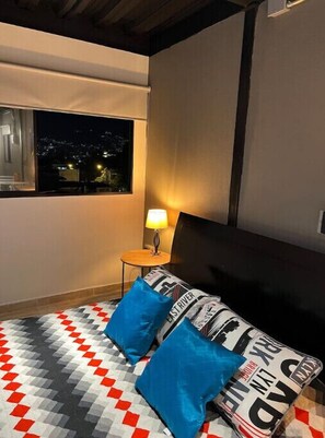 1 bedroom - Independent loft Calle 10 lleras new air 402
 (Medellín)