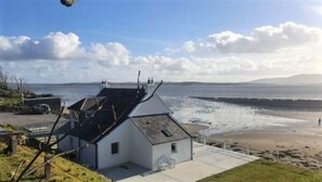 On the beach, beach towels - Lissadell on the Sea, Exclusive Seashore Rental on The Lissadell Estate (Lissadell Estate Ballinfull)