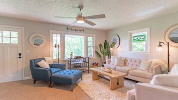 Smart TV, DVD player