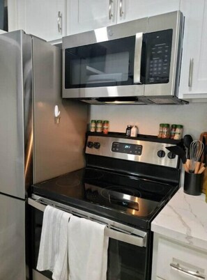 Microwave, oven, stovetop, dishwasher