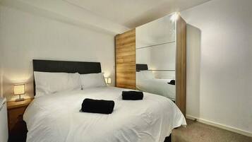 1 bedroom, free WiFi, bed sheets