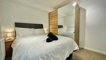 1 bedroom, free WiFi, bed sheets