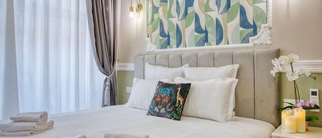 6 bedrooms, iron/ironing board, WiFi, bed sheets