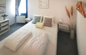 2 dormitorios, wifi gratis, ropa de cama