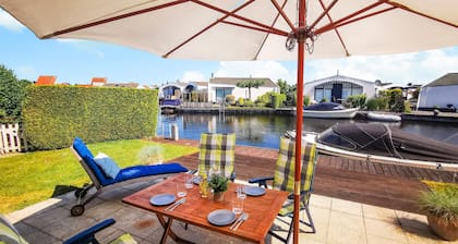 2 bedroom nice home in Lemmer
