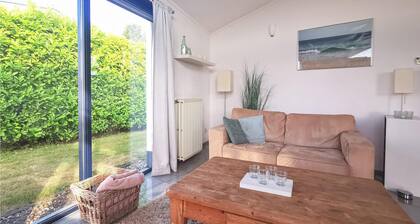 Belle maison de 2 chambres Ă Lemmer