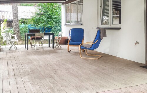 2 bedroom gorgeous home in Popowo-Letnisko