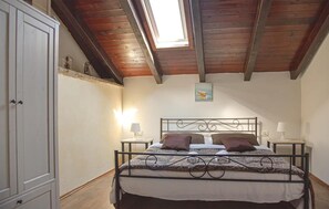 4 dormitorios, caja fuerte, tabla de planchar con plancha y wifi gratis