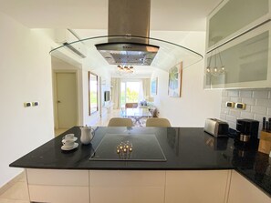 Fridge, microwave, stovetop, dishwasher - Awesome 2-Bedroom Apartment with a Pool View - Golf Course in Front (Punta Cana)