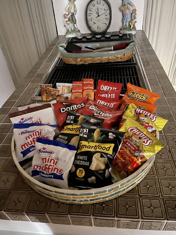 Food and drink - Pool Slide Hot Tub Sauna Retreat Sleeps 10 (Waxahachie)