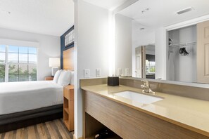 Classic Suite, 1 Bedroom, Non Smoking | Bathroom - Alma Arboretum (Austin)