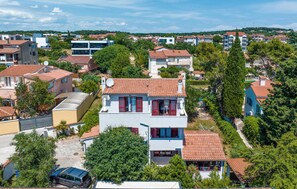 Esterni
