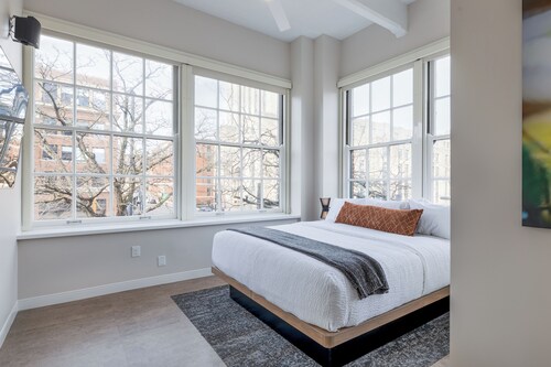 Unique Historic Experience Conveniently Located in the Heart of Cincinnati