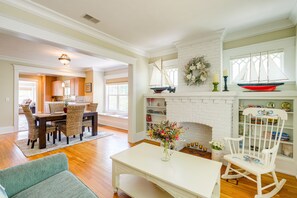 Dining - Cozy Michigan Retreat w/ Deck & Gas Grill! (Frankfort)