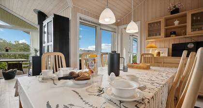 Awesome home in Sydals with kitchen