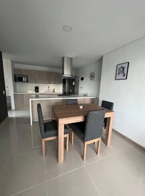 Dining - Luxurious Mandala apartment 3/2 greenway 100m2
 (Envigado)