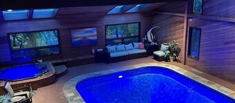 Indoor pool, hot tub, sauna at the bottom of Garden of the Gods!