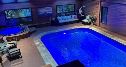 Indoor pool, hot tub, sauna at the bottom of Garden of the Gods!