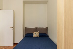 3 dormitorios, tabla de planchar con plancha, Internet y ropa de cama