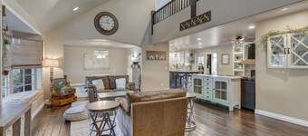 Indoor Pool & Hot Tub on Golf Course