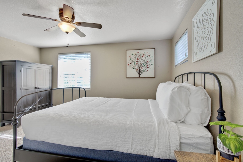 Indoor Pool & Hot Tub on Golf Coarse Loveland Vrbo