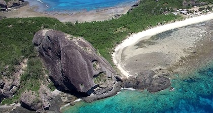Barefoot Kuata Island