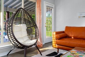 TV, video games - Vintage 6BR Home / Pool & Game Lounge (Round Rock)