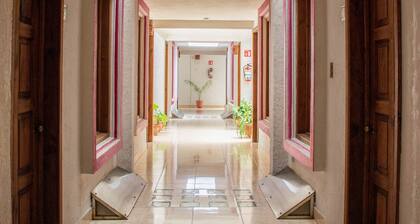 Hotel Real del Carmen