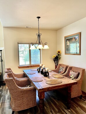 Dining - Cozy Condo Retreat (Pagosa Springs)