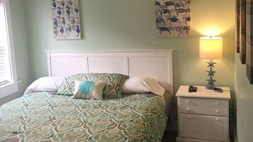 Deluxe Villa | Iron/ironing board, free WiFi, bed sheets