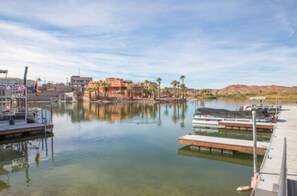 Marina - Comfort, convenience, and outdoor adventure just minutes from the river! (Yuma)