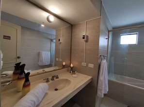 Unclassified image, 5 of 45, button - Inti Llaqta Hotel & Suites (Lima)