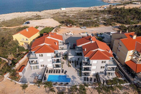 Exterior - Holiday apartment with swimming pool and sea view (Šilo)