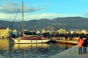 Apartment, Accessible | 4 bedrooms, desk, soundproofing - Volos Terra Deluxe Residences (Volos)