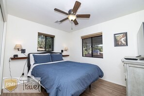 3 bedrooms, desk, iron/ironing board, free WiFi