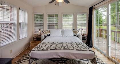 Snuggle Up in our Teddy Cottage! *New Listing*