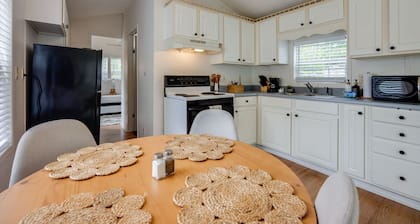 Snuggle Up in our Teddy Cottage! *New Listing*