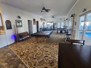 Games room - Really unique property with in-ground, indoor pool and hot tub. Ultimate getaway (Three Rivers)