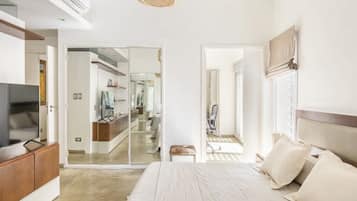 3 habitaciones, tabla de planchar con plancha, wifi y ropa de cama