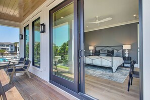 6 Schlafzimmer, Bügeleisen/Bügelbrett, kostenloses WLAN, Bettwäsche