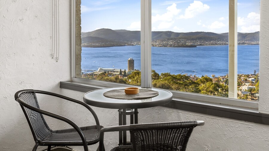 Spectacular Views - One Bedroom Unit