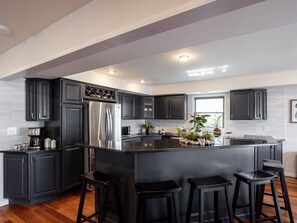 Fridge, microwave, oven, stovetop - Private lakefront home 30 minutes from downtown Ann Arbor! (Pinckney)